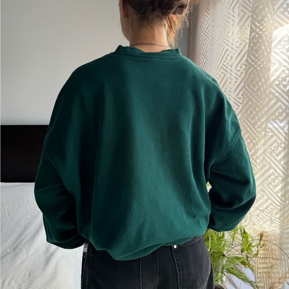 H&M Green Nebraska Graphic Crewneck Sweater - Picture 3 of 6